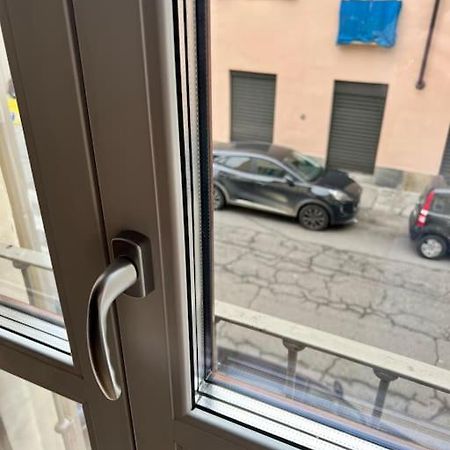 Casa Sassari - Vicino Porta Susa F.S. Turin Ngoại thất bức ảnh