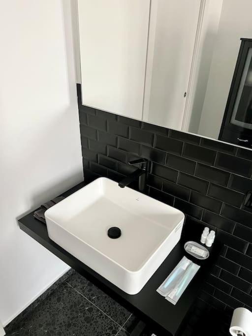 Casa Sassari - Vicino Porta Susa F.S. Turin Ngoại thất bức ảnh