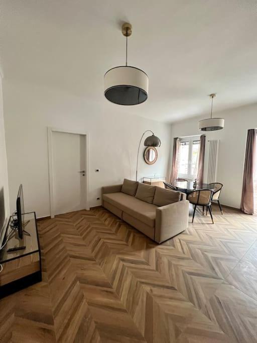 Casa Sassari - Vicino Porta Susa F.S. Turin Ngoại thất bức ảnh