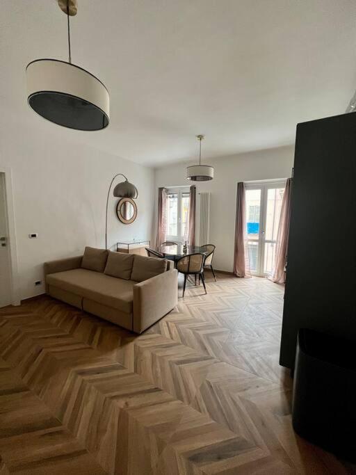 Casa Sassari - Vicino Porta Susa F.S. Turin Ngoại thất bức ảnh